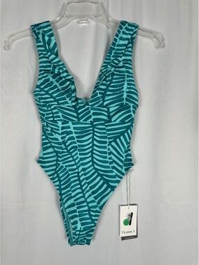 Vitamin A Women's Sustainable One-Piece Swimsuit XS